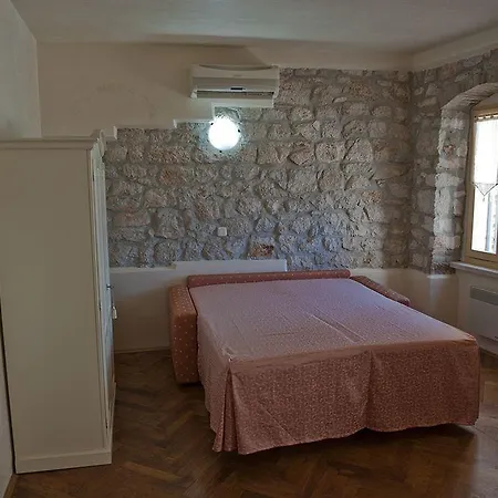 La Carera Centro Storico 3* Ρόβινι