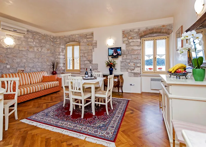 La Carera Centro Storico Maison d'hôtes 3*