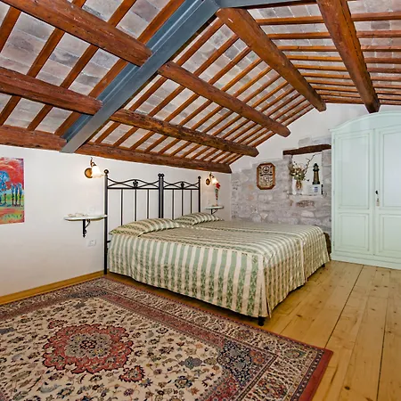 Gostinjska kuća La Carera Centro Storico 3*