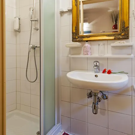 Gostinjska kuća La Carera Centro Storico