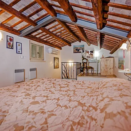 La Carera Centro Storico Gæstehus 3*
