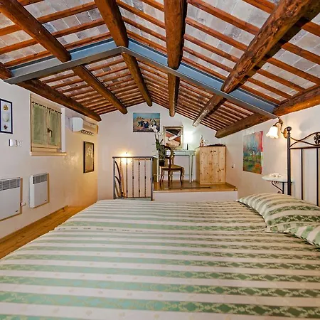 La Carera Centro Storico Vendégház
