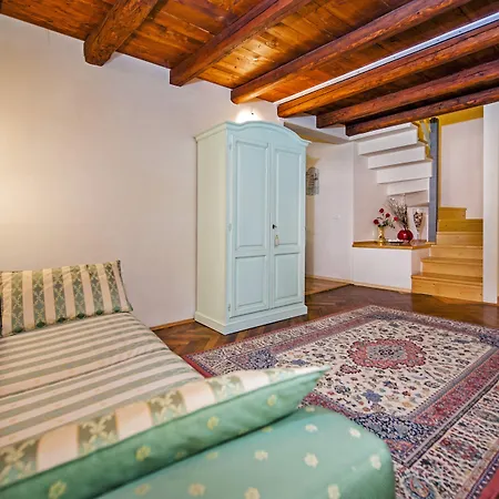 La Carera Centro Storico Affittacamere Rovigno