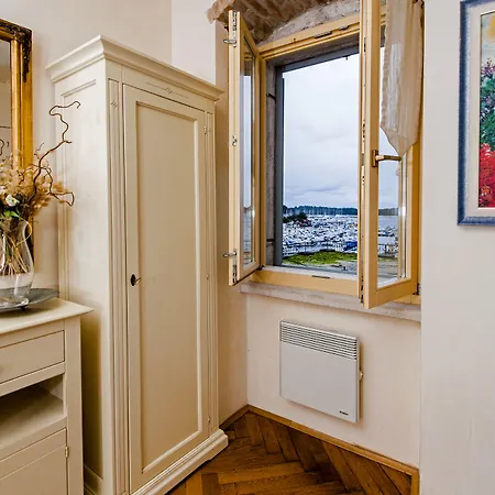 La Carera Centro Storico 3*