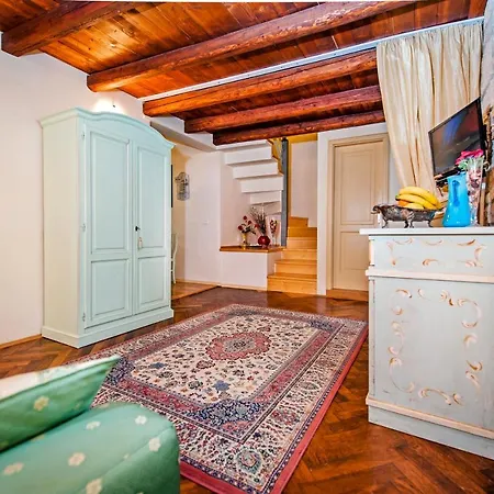 La Carera Centro Storico Affittacamere Rovigno